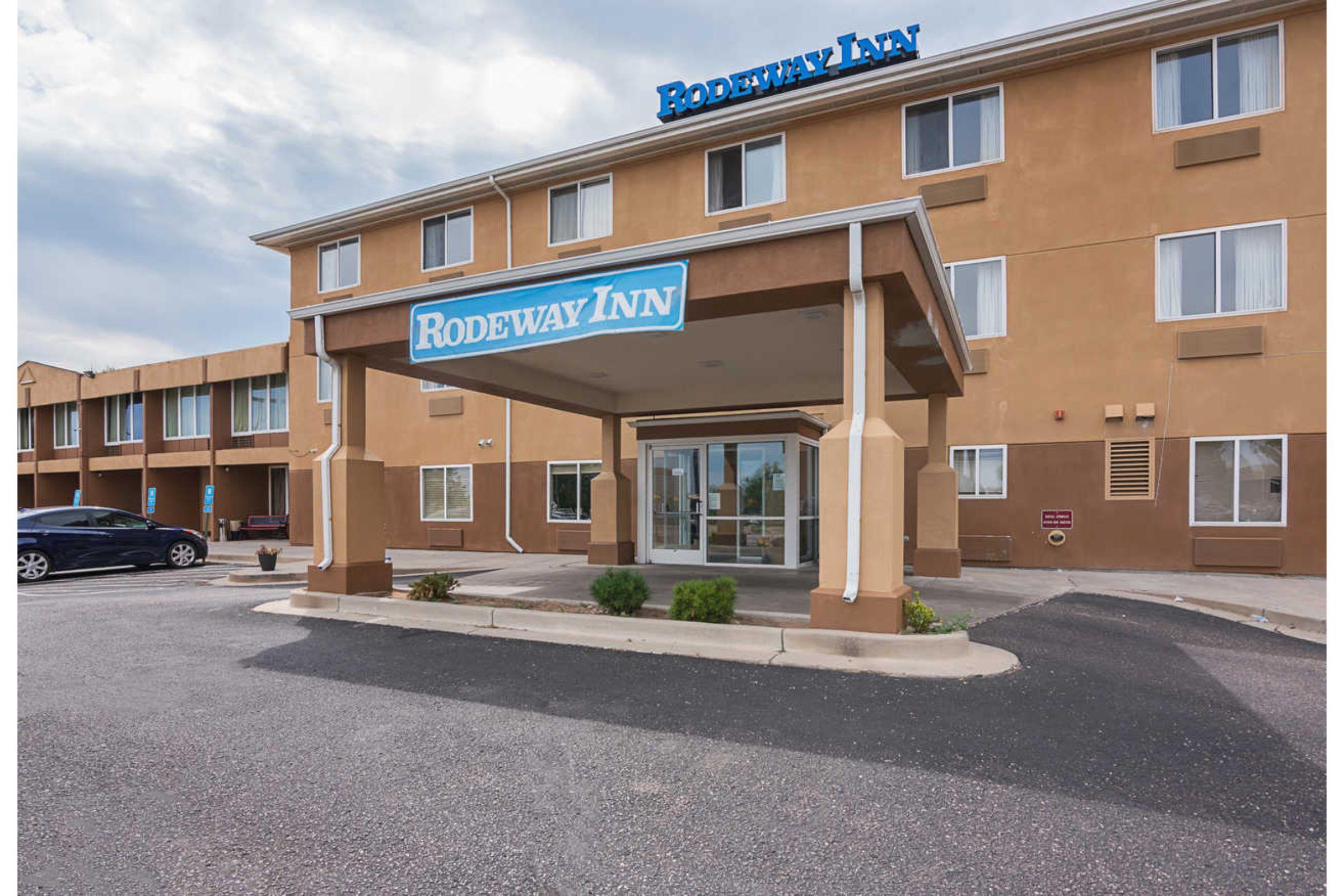 Rodeway Inn Central Colorado Springs Exterior photo